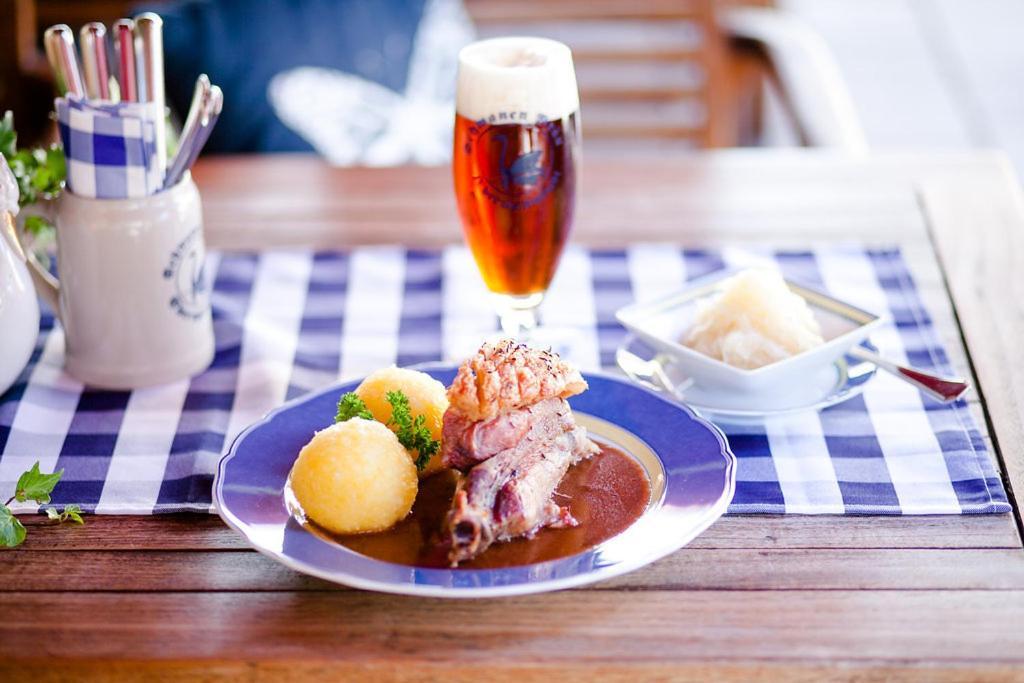 Hotel Brauereigasthof Schwanenbraeu Ebermannstadt Kültér fotó