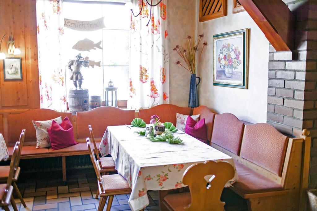 Hotel Brauereigasthof Schwanenbraeu Ebermannstadt Kültér fotó